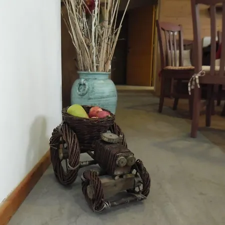Agritur Leita Farm stay Tuenno